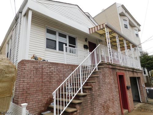 2-21 W 14th St, Bayonne, NJ, 07002-1401 | Card Image