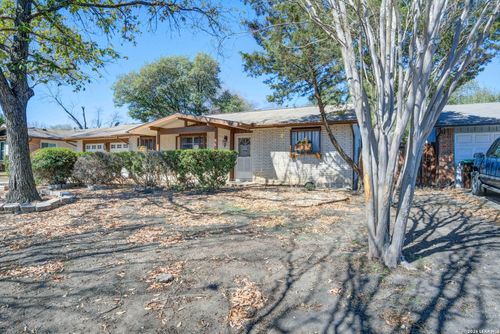 7123 Tealeaf St, Leon Valley, TX, 78238-1349 | Card Image