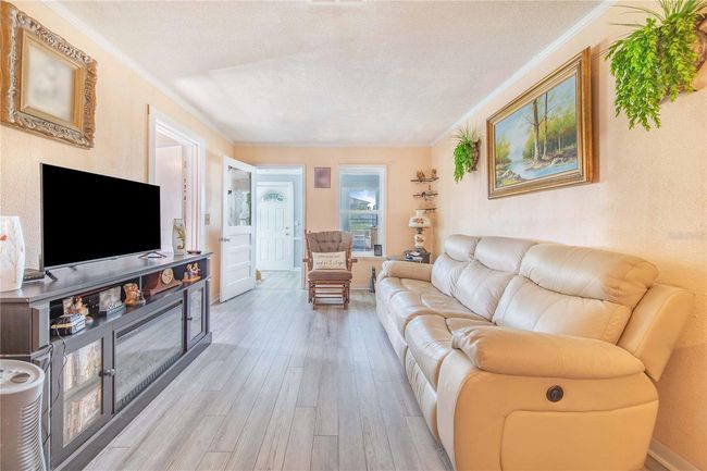 321 E Merrill Ave, House other with 2 bedrooms, 1 bathrooms and null parking in DUNDEE FL | Image 9