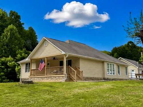 2397 Lower Rinehart Rd, Dandridge, TN, 37725-7158 | Card Image