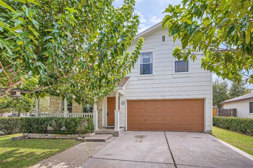 8201 Georgie Trace Ave, Austin, TX, 78747-3925 | Card Image