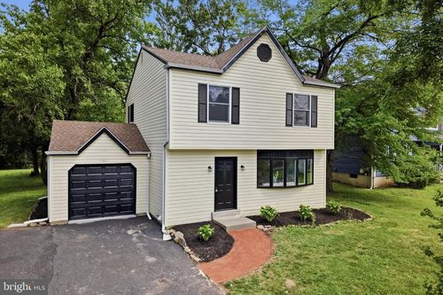 815 Philadelphia Ave, WARRINGTON, PA, 18976-2260 | Card Image