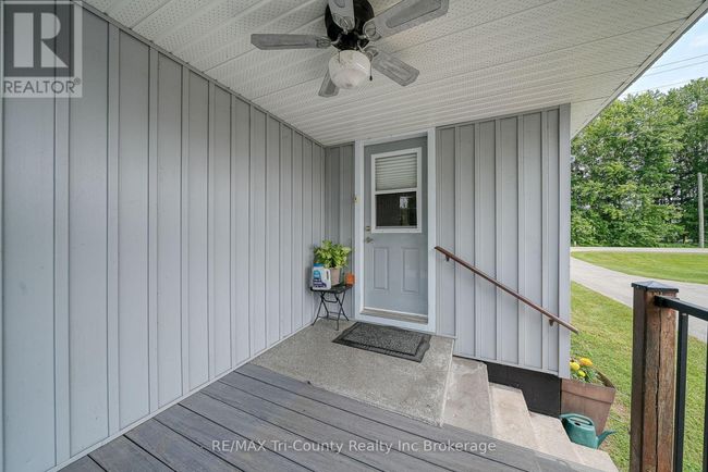 985 Norfolk County Rd 28, House other with 3 bedrooms, 2 bathrooms and 27 parking in Langton ON | Image 37