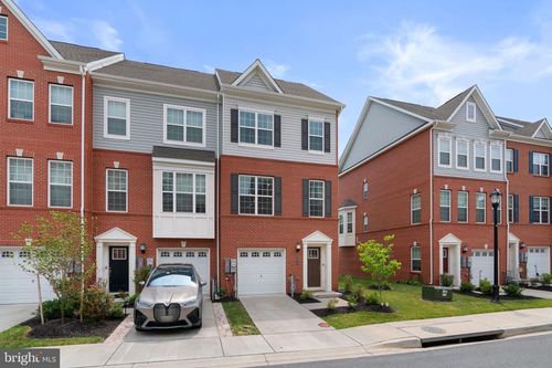 8017 Potter Pl, ELKRIDGE, MD, 21075-8275 | Card Image