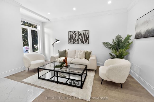 33 Maple St, House other with 4 bedrooms, 5 bathrooms and 5 parking in Ajax ON | Image 4