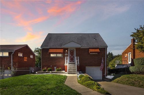 2719 Ford Ave, Penn Hills, PA, 15235-3618 | Card Image