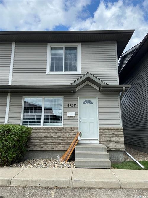 3728 7th Ave E, Regina, SK, S4N7R4 | Card Image
