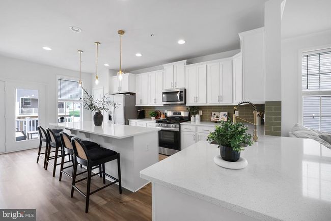 1025 Overlook Way, Townhouse with 4 bedrooms, 4 bathrooms and null parking in LAUREL MD | Image 4