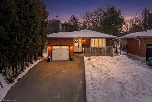 10 Rossford Cres, Kitchener, ON, N2M2H7 | Card Image