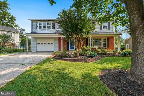 5714 Broadmoor St, ALEXANDRIA, VA, 22315-4117 | Card Image