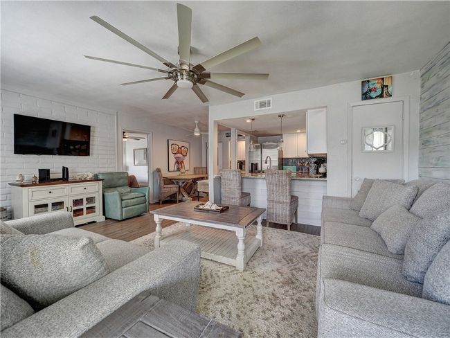 APT-121 - 4901 State Highway 361, Condo with 2 bedrooms, 2 bathrooms and null parking in Port Aransas TX | Image 10