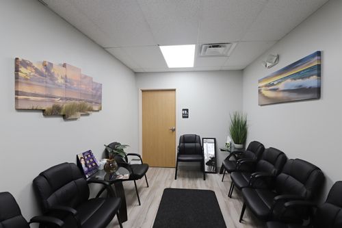 4007 W Court St, Flint, MI, 48532 | Card Image