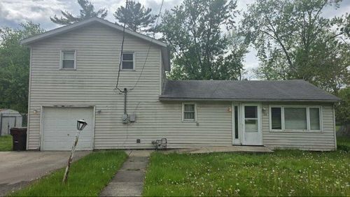 24 Mccurahan St, Valparaiso, IN, 46385-7323 | Card Image