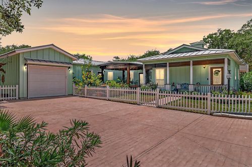 53 Old Cottage Beach Dr, Rockport, TX, 78382-7769 | Card Image