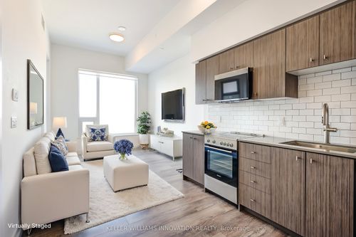 303-15 Wellington St S, Kitchener, ON, N2G0E4 | Card Image