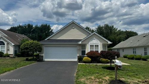 38 Morning Glory Ln, Lakewood, NJ, 08701-5719 | Card Image