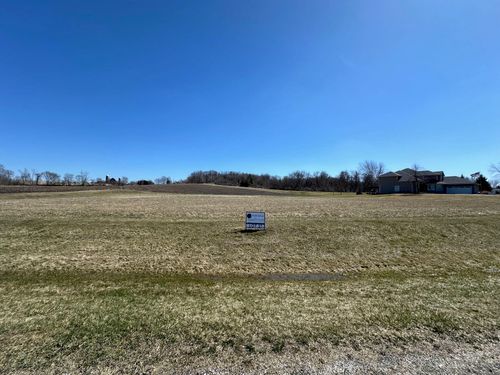 920 Winds Way, Oconomowoc, WI, 53066-9321 | Card Image
