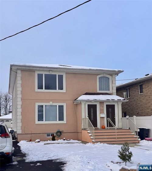 apt-2nd-57 Franklin St, Elmwood Park, NJ, 07407-2252 | Card Image