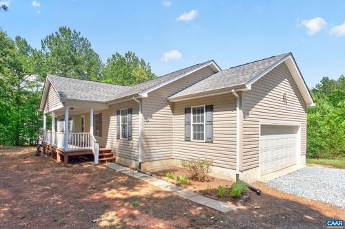 38 Butler Ln, SCOTTSVILLE, VA, 24590-4558 | Card Image