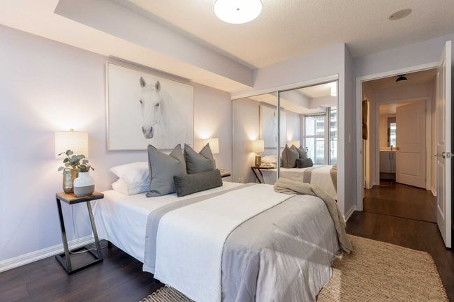 810 - 35 Bastion St, Condo with 2 bedrooms, 2 bathrooms and 2 parking in Toronto ON | Image 18