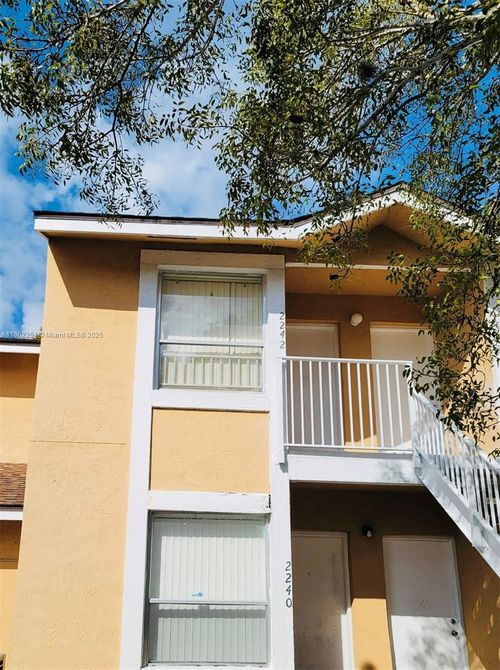 203-2242 Sw 81st Ave, Miramar, FL, 33025-2264 | Card Image