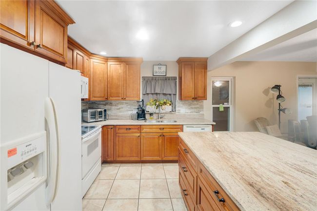 4500 Lake Trudy Dr, House other with 5 bedrooms, 3 bathrooms and null parking in Saint Cloud FL | Image 8