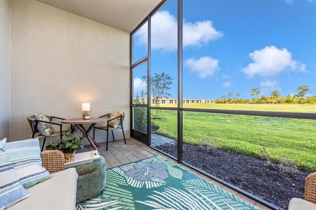 back patio | Image 34