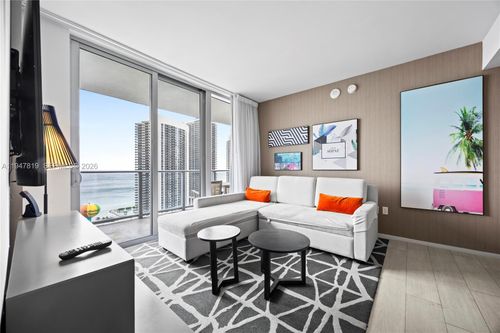 r2307-4010 S Ocean Dr, Hollywood, FL, 33019-3063 | Card Image