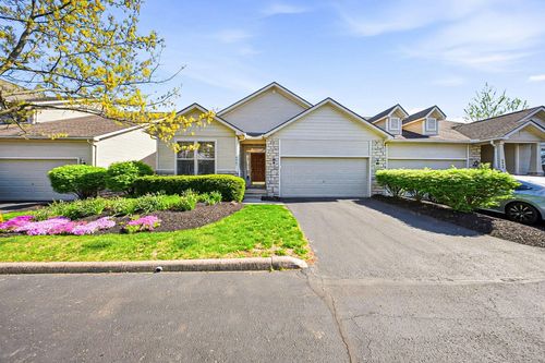 6067 Coventry Meadow Ln, Hilliard, OH, 43026-7392 | Card Image