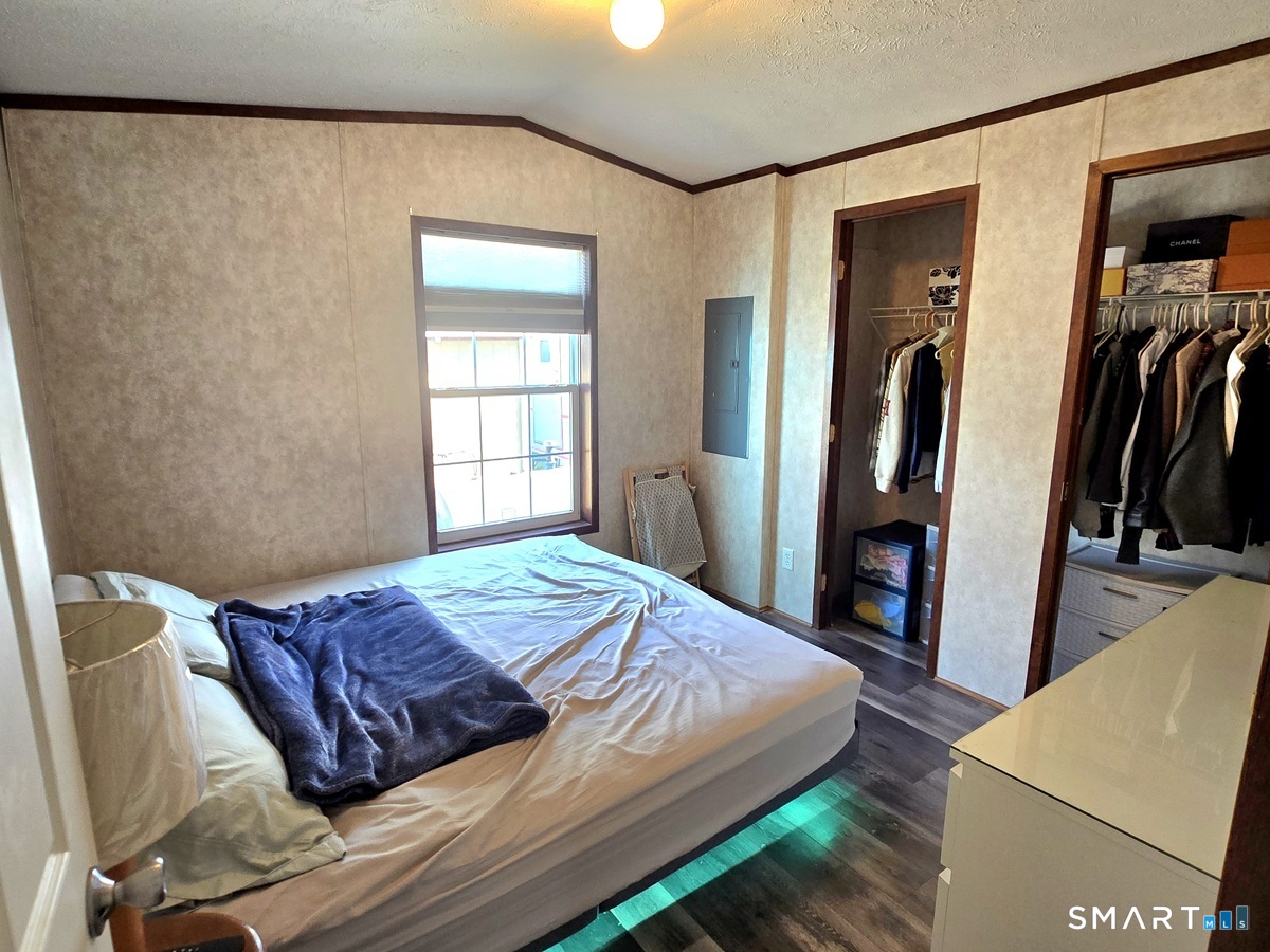 Residential in East Hartford 3
