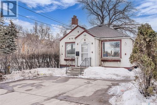 101 32nd St W, Saskatoon, SK, S7L0S2 | Card Image