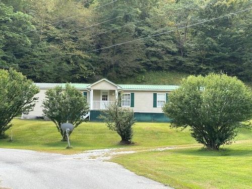 70 Spruce Pine Rd, Woollum, KY, 40906-8789 | Card Image