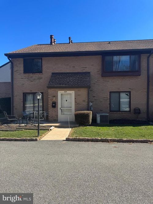 apt-424-700 Ardmore Ave, ARDMORE, PA, 19003-1108 | Card Image