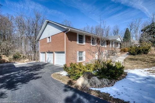 36 Maple Hill Dr, Kitchener, ON, N2M2R8 | Card Image