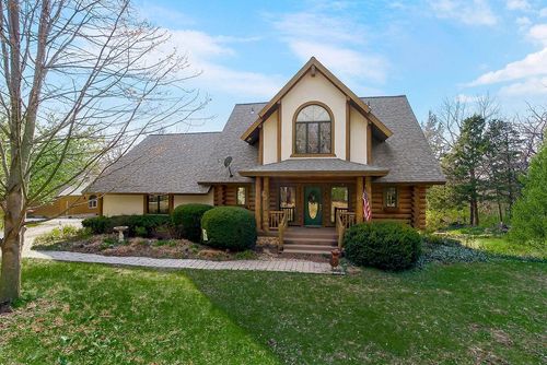 14850 Oak Valley Dr, Gardner, KS, 66030-8300 | Card Image