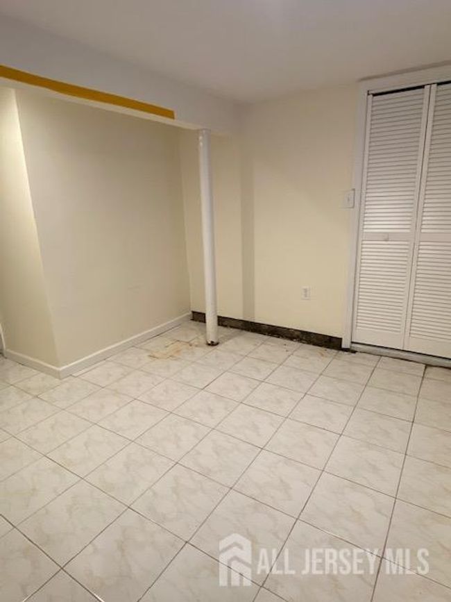 68 Wilmot St, House other with 3 bedrooms, 3 bathrooms and null parking in East Brunswick NJ | Image 27