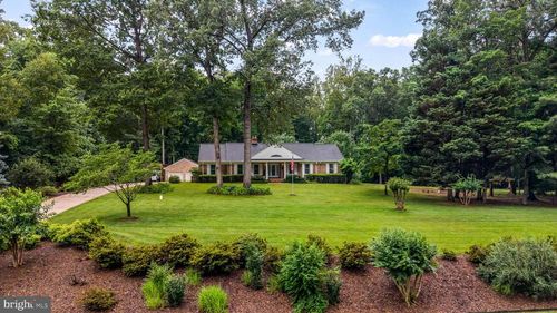 2 Abel Dr, FREDERICKSBURG, VA, 22406-4331 | Card Image