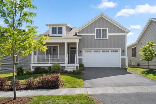 172 Two Brothers Dr, South Burlington, VT, 05403-4537 | Card Image