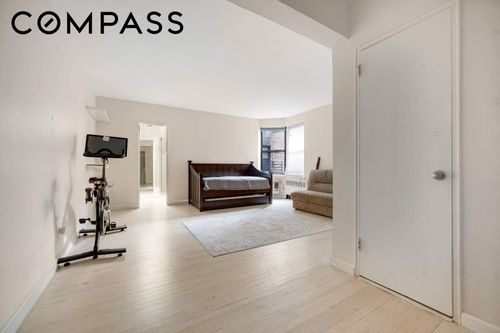 4g-330 E 70th St, New York, NY, 10021-8668 | Card Image