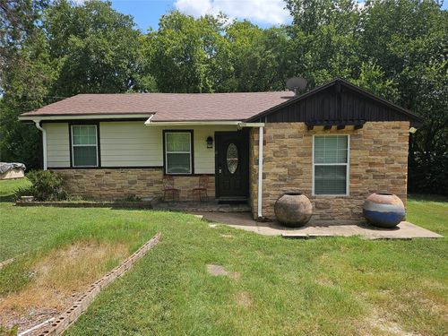 108 2nd St, Whitney, TX, 76692-3035 | Card Image