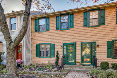 841 Kings Croft, Townhouse with 2 bedrooms, 1 bathrooms and null parking in CHERRY HILL NJ | Image 1