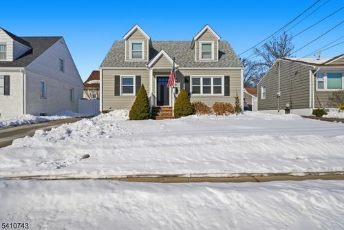 66 Lincoln Blvd, Clark, NJ, 07066-2529 | Card Image