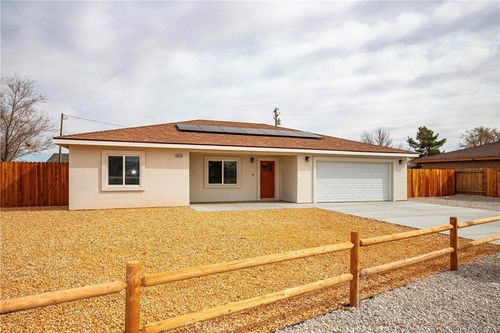 20370 86th St, California City, CA, 93505-5505 | Card Image