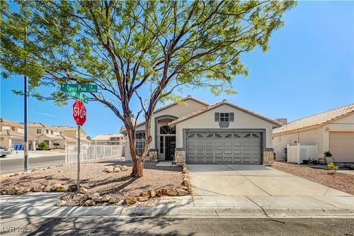 2984 Galena Peak Ln, Las Vegas, NV, 89156-3744 | Card Image