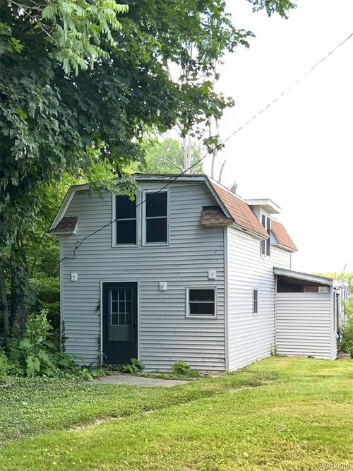 8956 Dixie Hwy, Ira, MI, 48023-2406 | Card Image