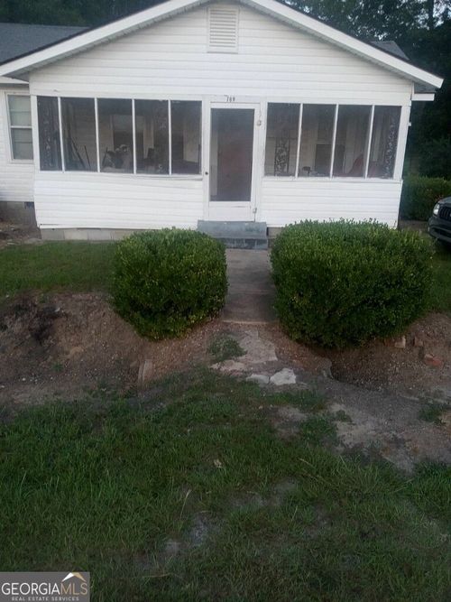 709 Story St, Ashburn, GA, 31714-4108 | Card Image