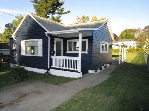 411 Emerson Ave, Farrell, PA, 16121-1829 | Card Image