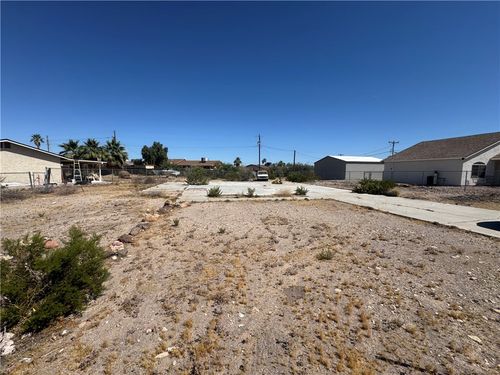1303 E Stony Dr, Fort Mohave, AZ, 86426-6134 | Card Image