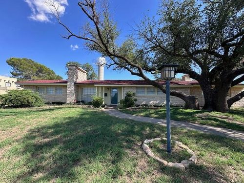 509 Westover Rd, Big Spring, TX, 79720-5353 | Card Image