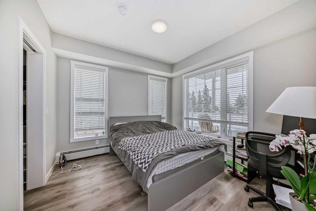 207 - 200 Shawnee Square Sw, Home with 2 bedrooms, 2 bathrooms and 1 parking in Calgary AB | Image 14
